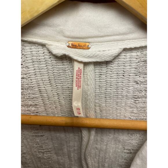 Free People Distressed White Cardigan‎ Blazer Sweater Top Women Casual Boho XS - Picture 7 of 9